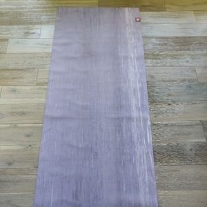 Manduka eko super lite travel yoga mat
